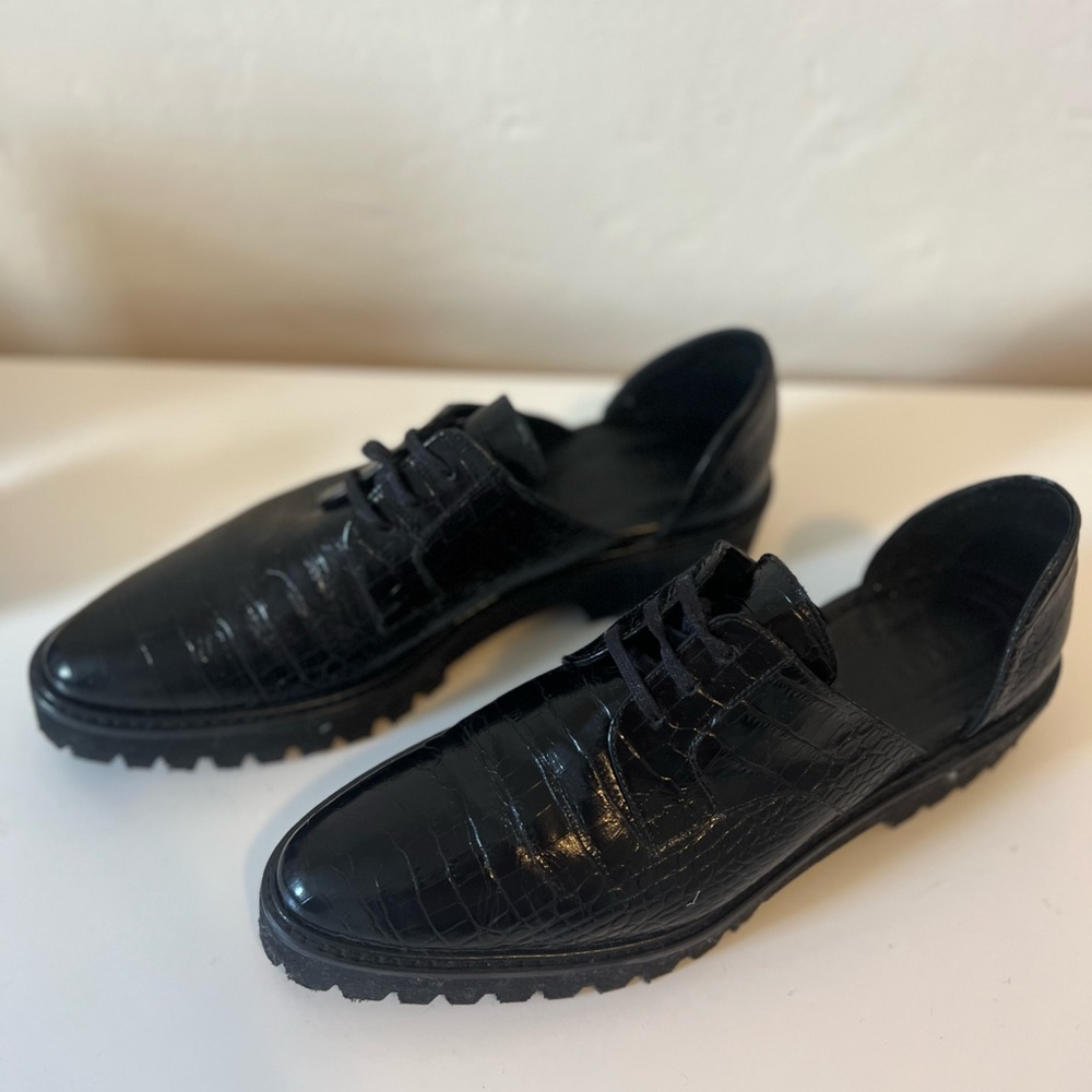 Freda Salvador Black Crocodile Pattern D’Orsay Loafer